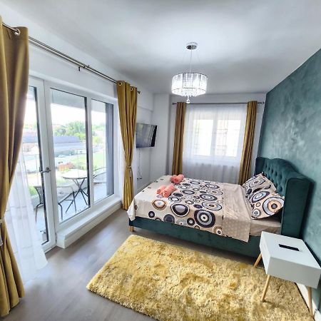 Near Airport 2 Rooms Apartments In Himson Yaş Dış mekan fotoğraf