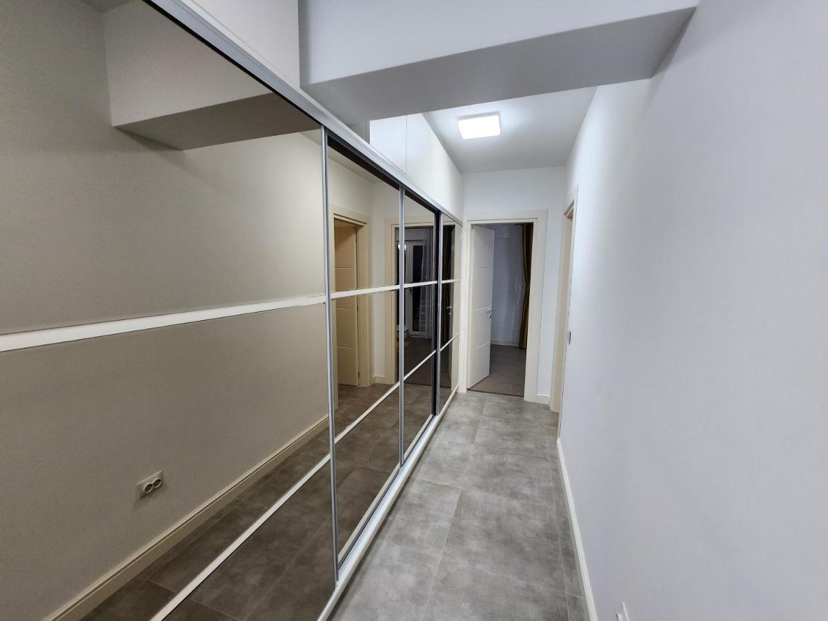 Near Airport 2 Rooms Apartments In Himson Yaş Dış mekan fotoğraf