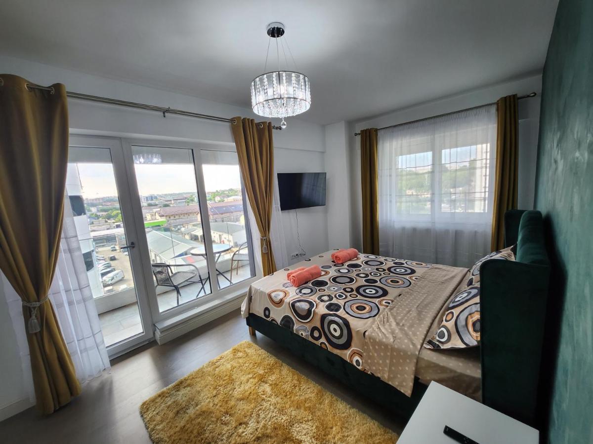 Near Airport 2 Rooms Apartments In Himson Yaş Dış mekan fotoğraf