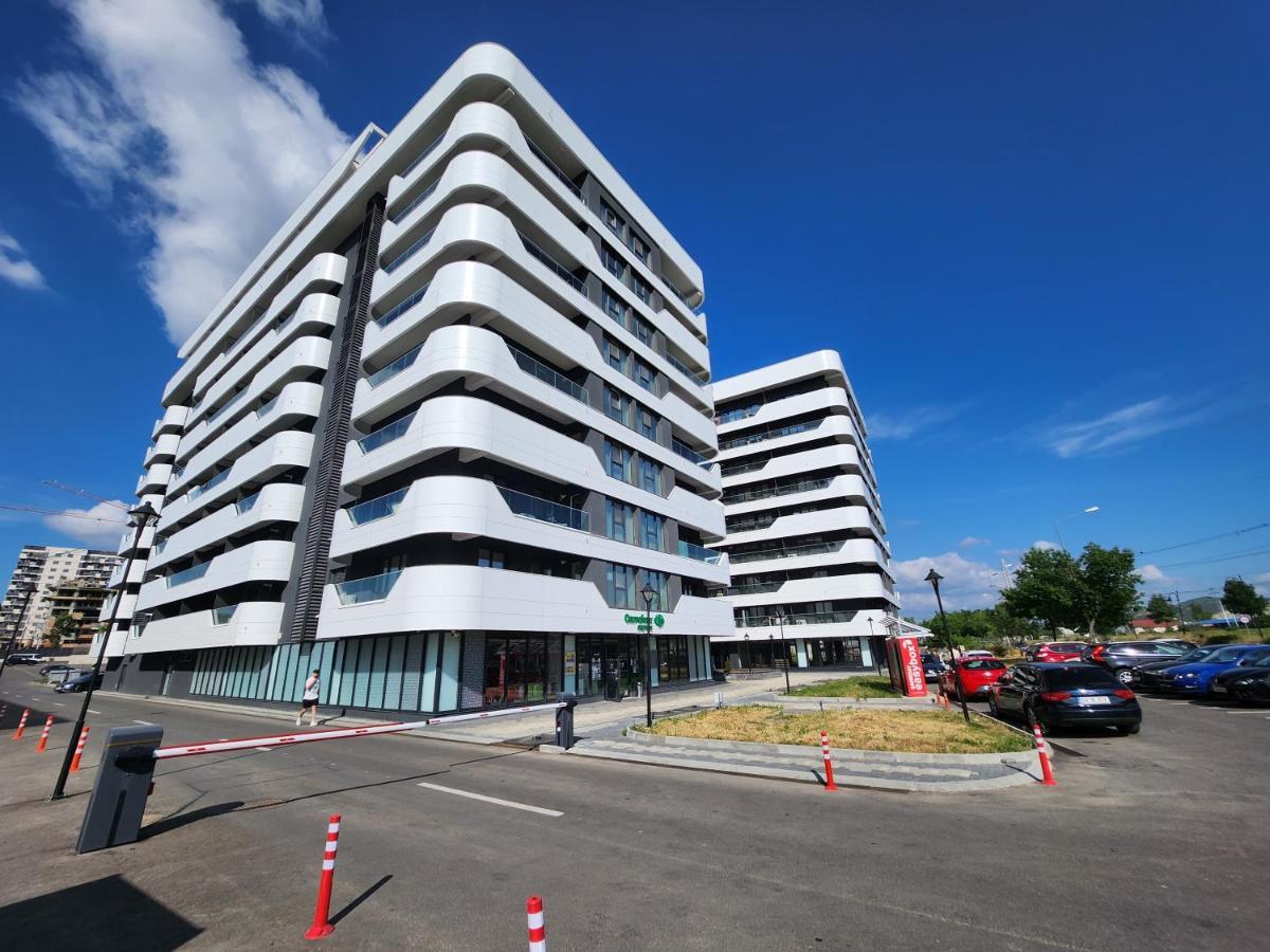 Near Airport 2 Rooms Apartments In Himson Yaş Dış mekan fotoğraf