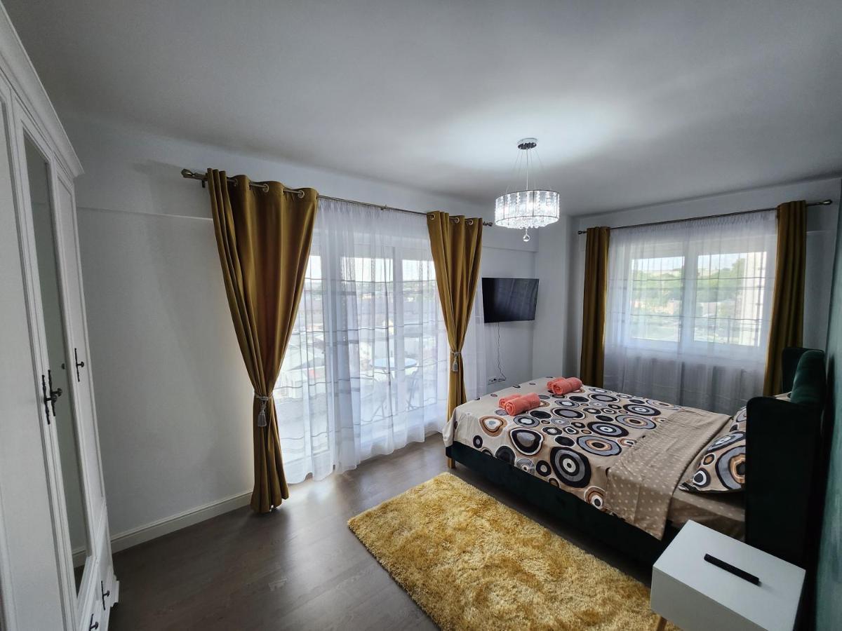 Near Airport 2 Rooms Apartments In Himson Yaş Dış mekan fotoğraf