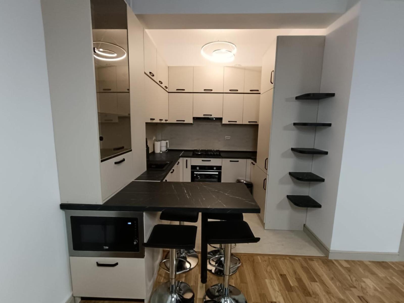 Near Airport 2 Rooms Apartments In Himson Yaş Dış mekan fotoğraf